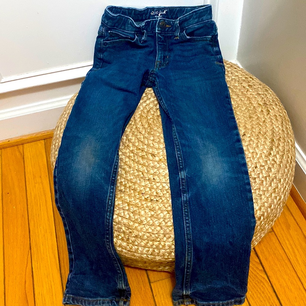 Adorable cat and Jack boys jeans size 7 straight and 7 slim!